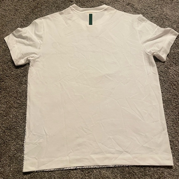 Lacoste t-shirt size large *never worn* - Picture 5 of 6